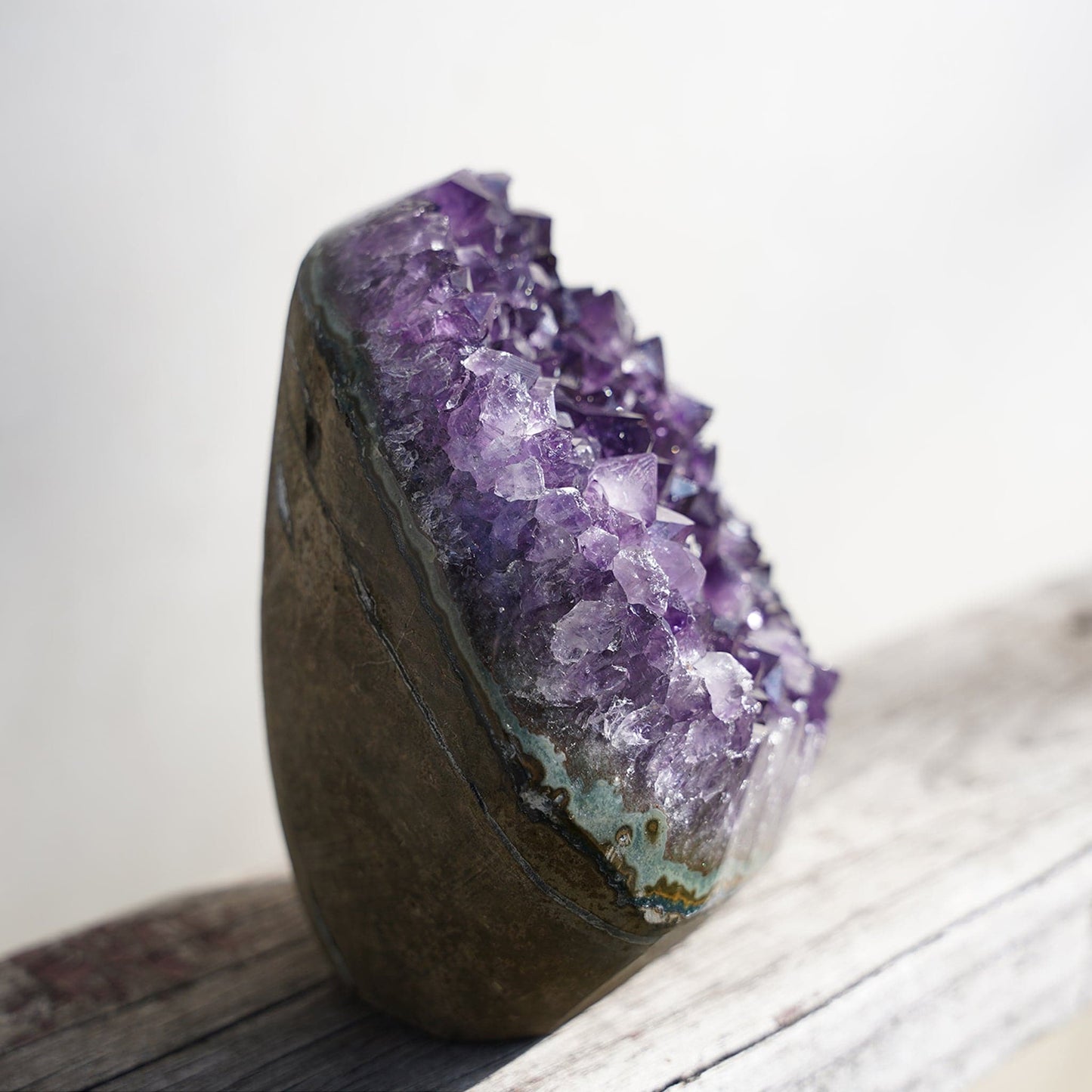 Rare Mineral Amethyst Geode, Crystals, home REGAL decor for sale, Uruguay