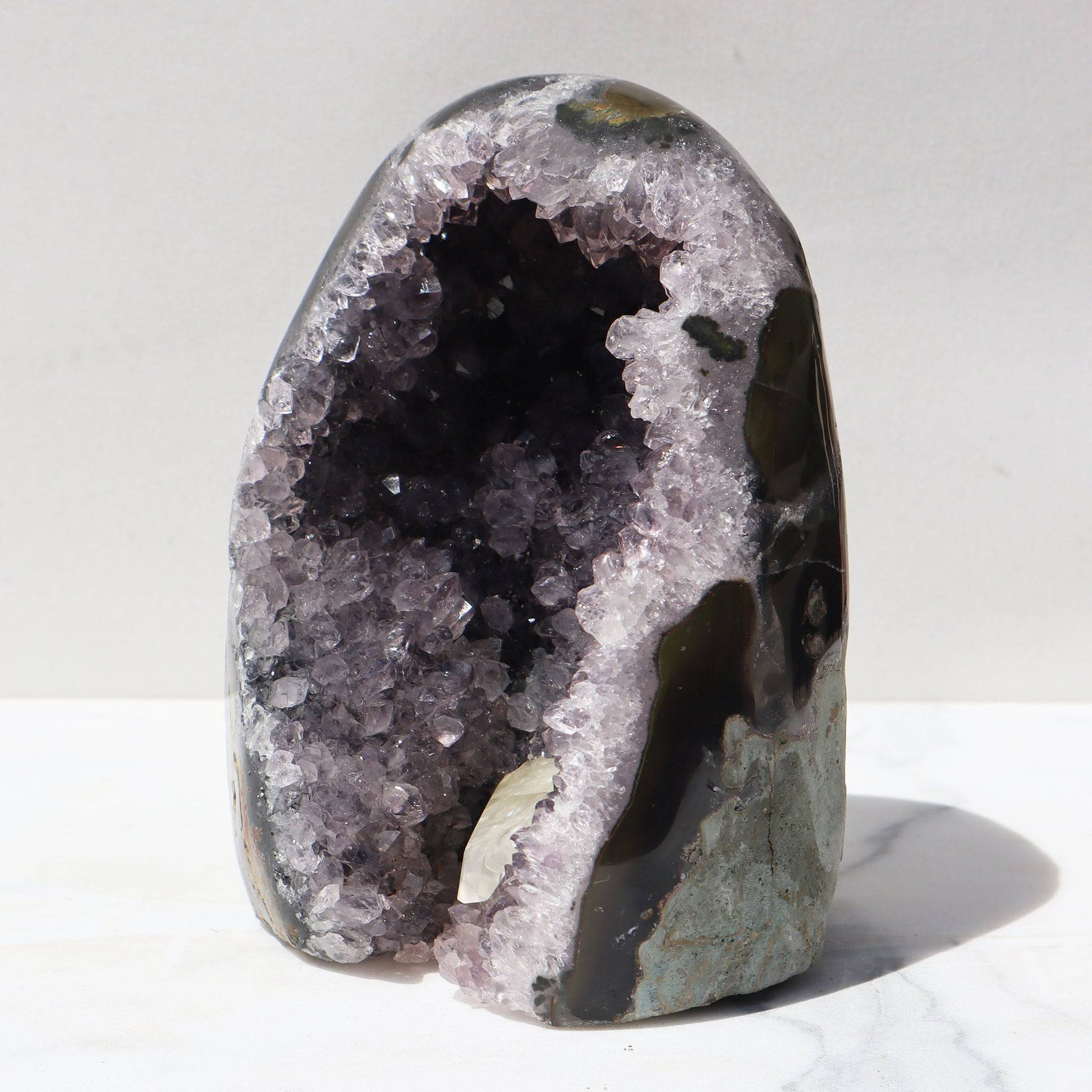 Rare Agate Colors and Mauve Quartz - Deepest Earth