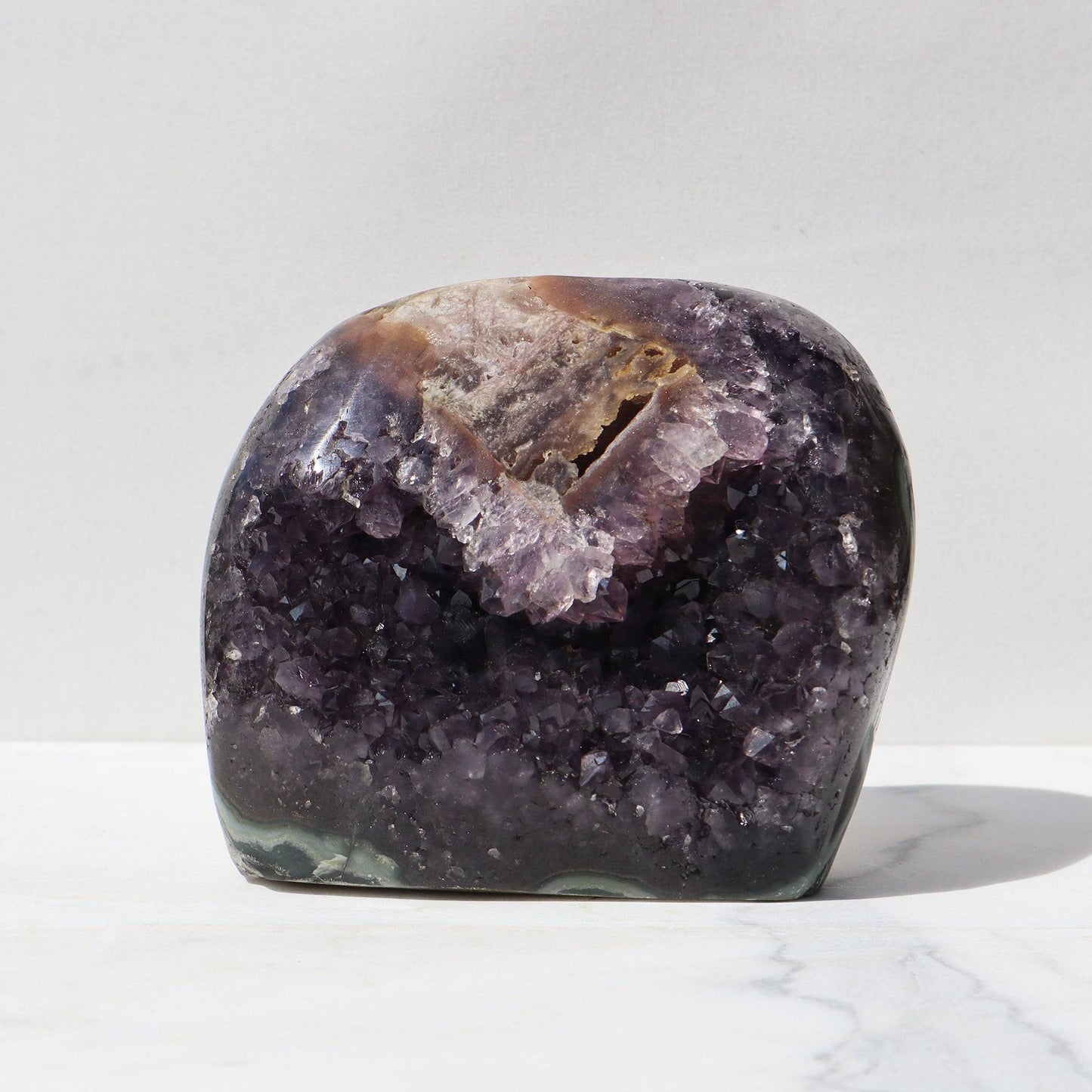 Mineral Amethyst Masterpiece - Deepest Earth