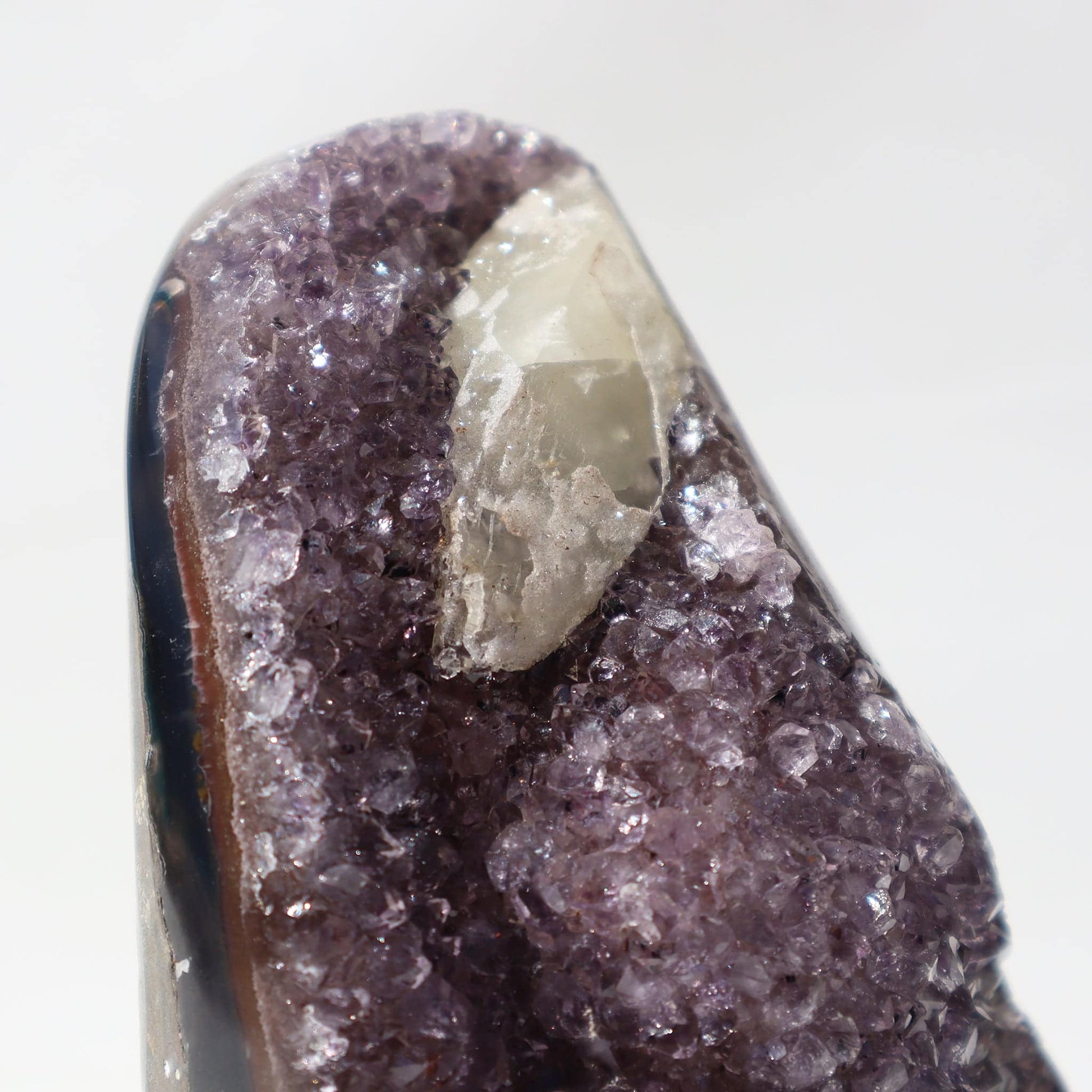 Geode - Jasper and Calcite, rare for sale - Deepest Earth