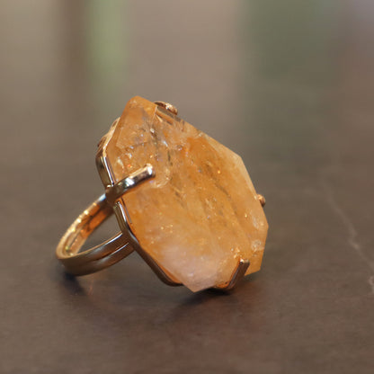 Polished Citrine Quartz Ring