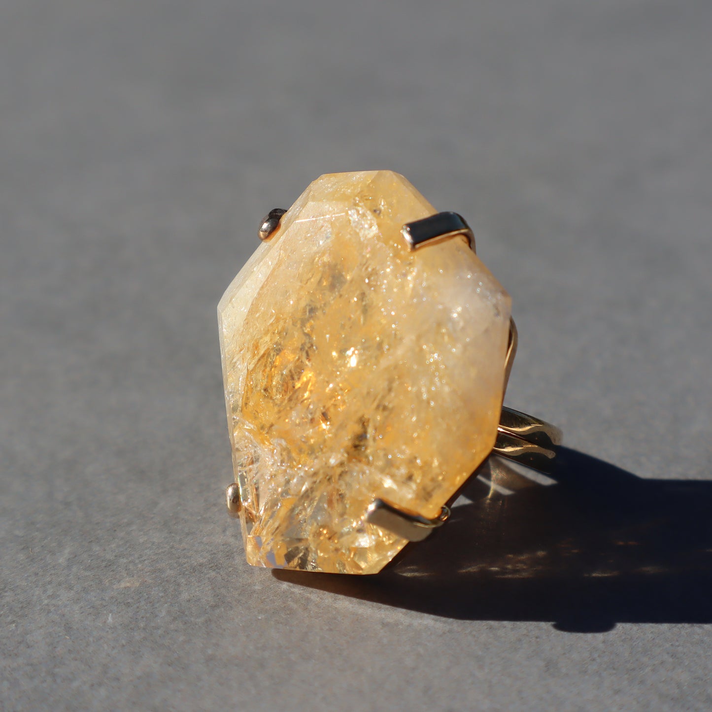 Polished Citrine Quartz Ring