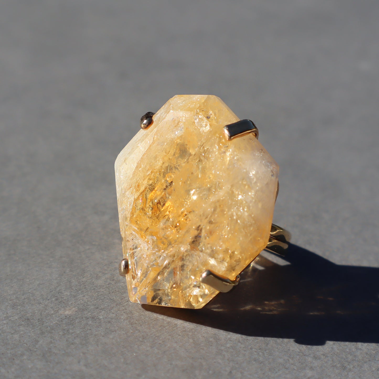 Polished Citrine Quartz Ring