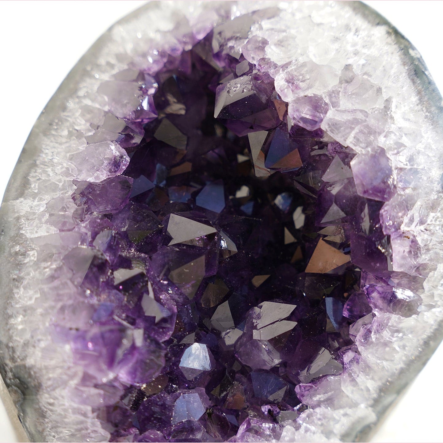 CROWN Unique Hue Crystal Rare Amethyst 	