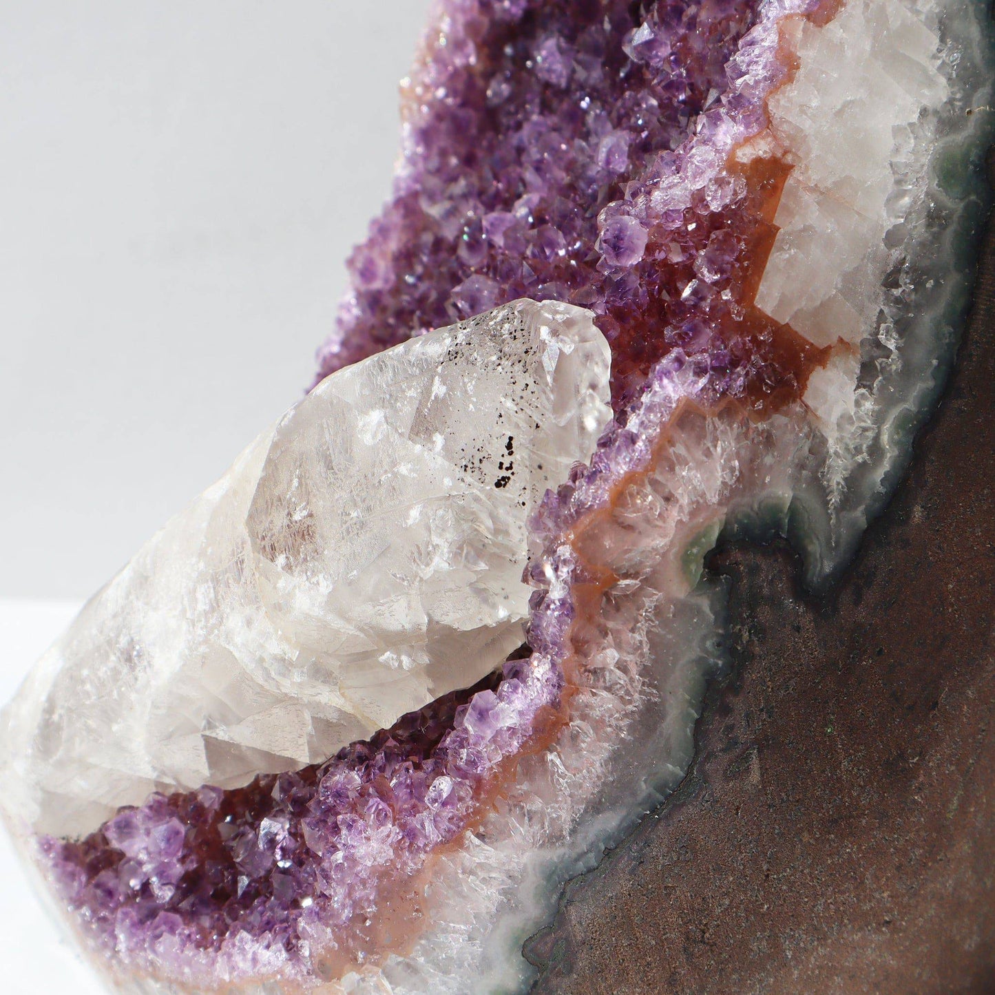 Showcase Geode Natural Art. Rare amethyst cut base with stalactite for sale, Uruguay - Deepest Earth