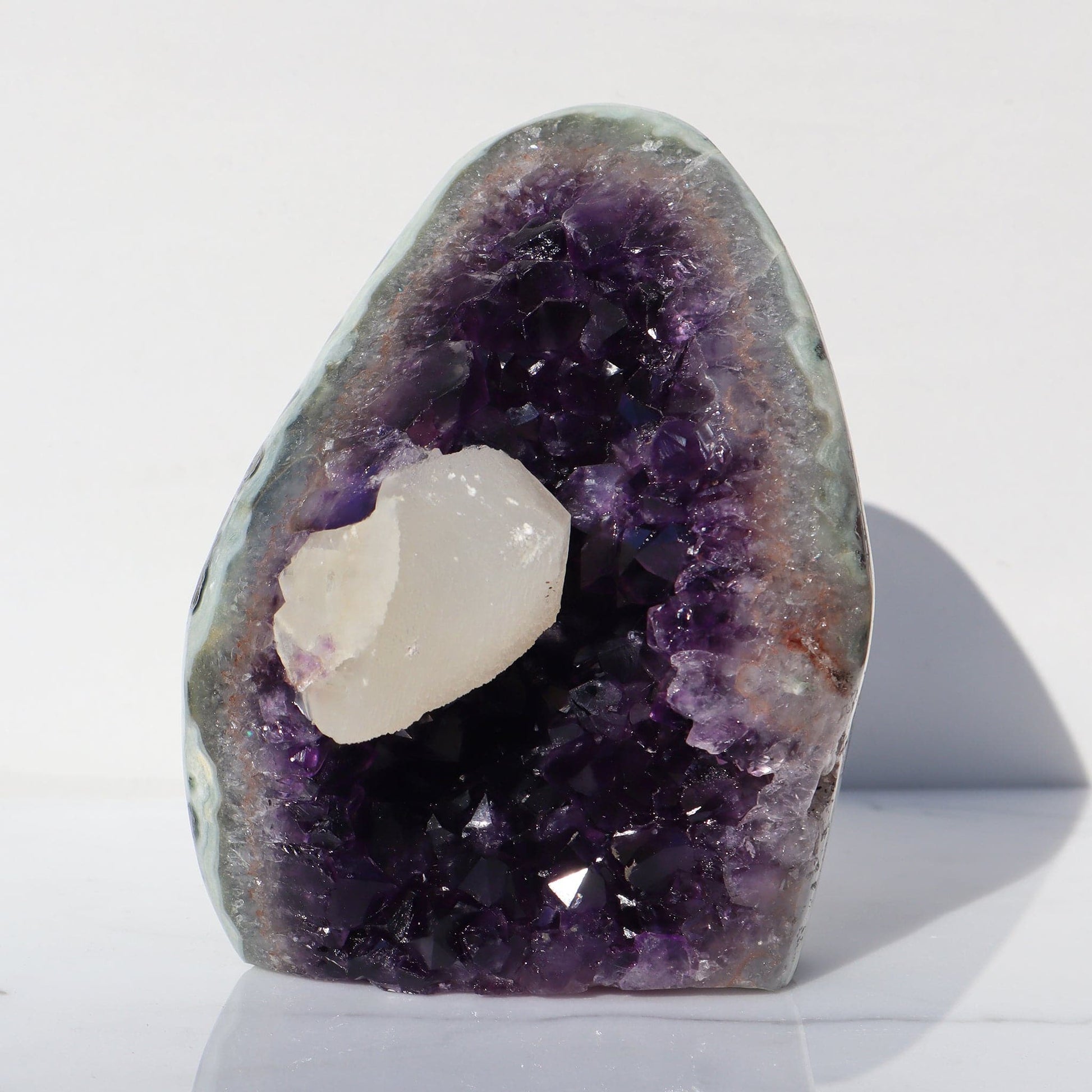 Rare cut-base amethyst geode, quartz, agate decor for sale, Uruguay  - Deepest Earth